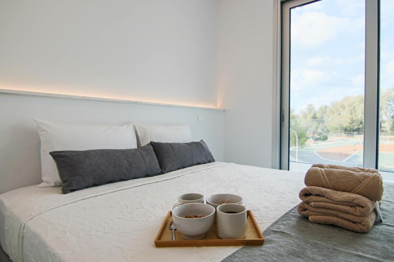パ フォスPhaedrus Living - Seaside Executive Flat Harbour 202アパートメント エクステリア 写真