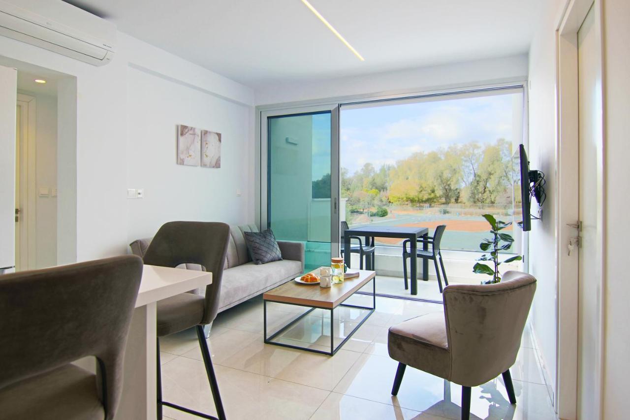パ フォスPhaedrus Living - Seaside Executive Flat Harbour 202アパートメント エクステリア 写真