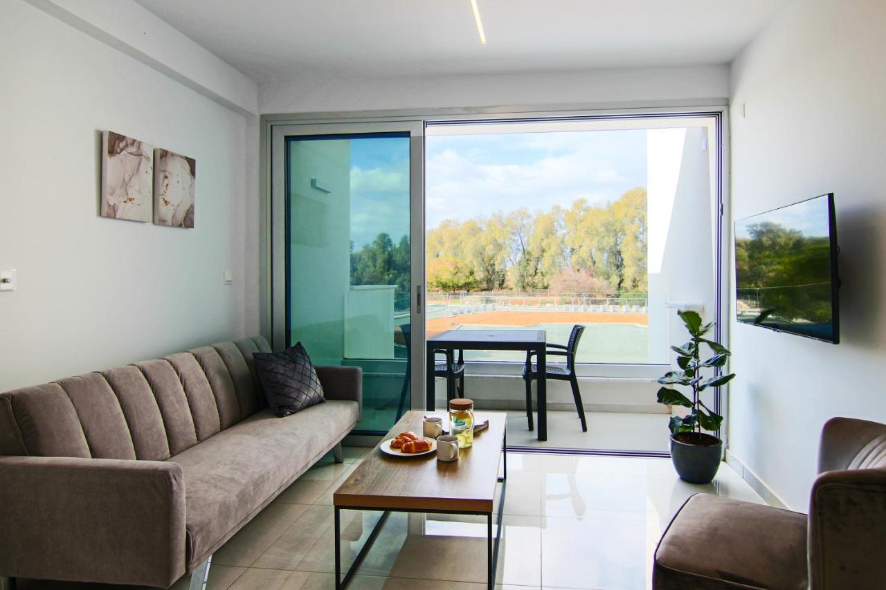 パ フォスPhaedrus Living - Seaside Executive Flat Harbour 202アパートメント エクステリア 写真